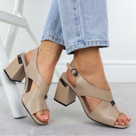 Vinceza Sandalias de mujeres en una publicación decorativa beige vincza 62238 4
