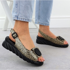 ARTIKER Sandalias de cuero para mujeres en cuña -in leopardo estampado articer 56c2186 beige 5