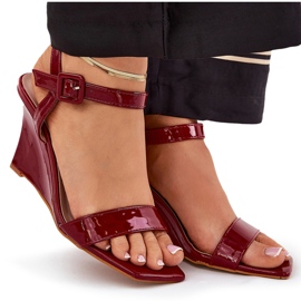 Sandalias de mujeres pintadas para cuñas burdeas rojo 3
