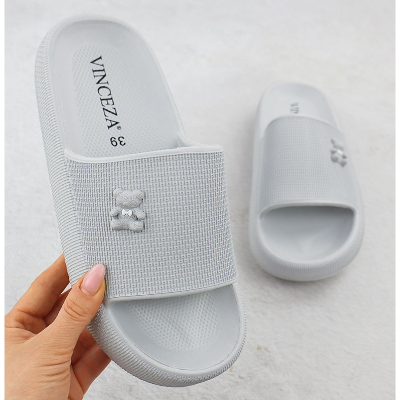 Chanclas de espuma para la playa de la piscina con osito de peluche gris Vinceza 75210 1
