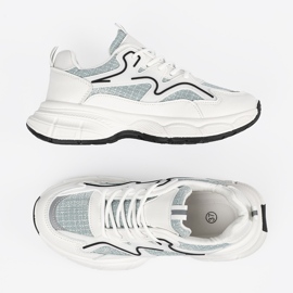 Shelvt Zapatillas blancas y verdes con inserciones decorativas blanco 4