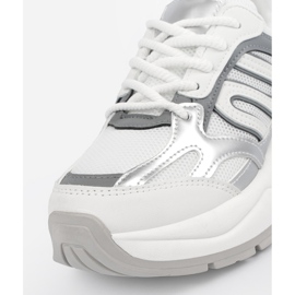 Zapatillas de deporte para mujeres blancas con insertos de plata blanco 5