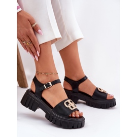 Vinceza Sandalias de cuero para mujeres con un detalle dorado Vincez 79541 Negro 5