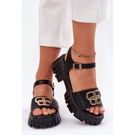 Vinceza Sandalias de cuero para mujeres con un detalle dorado Vincez 79541 Negro 3