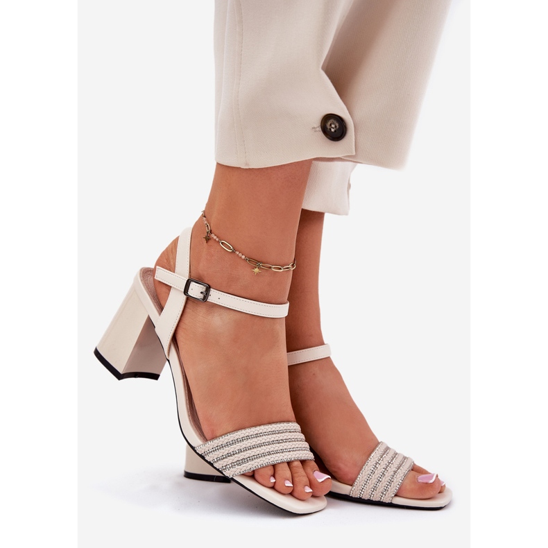 Sandalias de mujeres en el poste con circones y Vinceza 62228 Negro beige 1