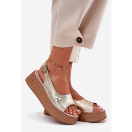 Sandalias de cuero para mujeres en Vinceza Wedge 41476 Zlotys dorado 1