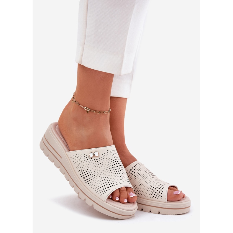 Flip de cuero para mujeres Vinceza 41477 beige 1