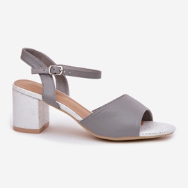 Sandalias de mujeres en el post Vinceza 20275 gris 4