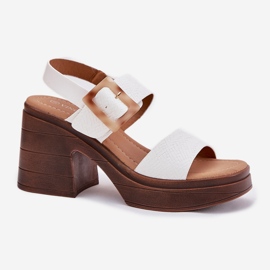 Sandalias de mujeres en un tacón masivo y plataforma Vinceza 17387 White blanco 4