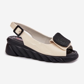 Sandalias para mujeres lacadas en cuero con antigua decoración Artiker 56C1567 beige 5