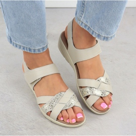 Sandalias de cuero para mujeres para Beige T.Sokolski L25-631 6
