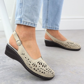 Sandalias de cuero para mujeres abiertas para beige T.Sokolski L25-27 5