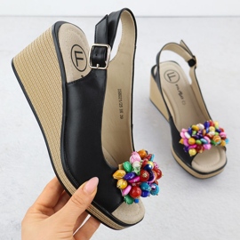 Sandalias de cuña de cuero con coloridas cuentas negras Filippo DS6021 negro 1