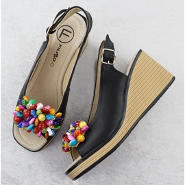 Sandalias de cuña de cuero con coloridas cuentas negras Filippo DS6021 negro 3