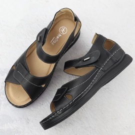 Cómodas sandalias de velcro de cuero Womenys Black Helios 139 negro 3