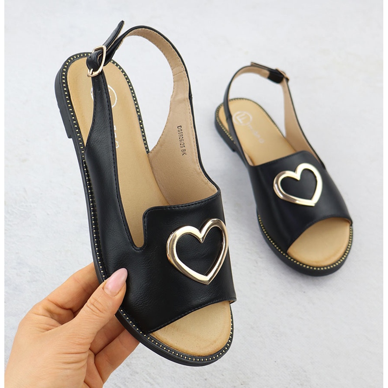 Sandalias de mujeres planas con corazón Black Filippo DS6926 negro 1