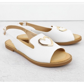 Sandalias de mujeres planas con corazón Filippo blanco DS6926 2