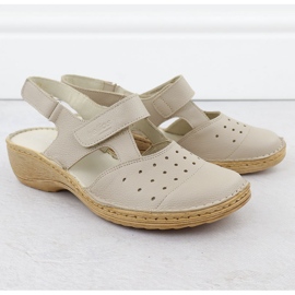 Cuero cómodo sandalias para mujeres llenas de Ekri Helios 150.10 beige 2