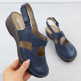 Cuero cómoda sandalias para mujeres llenas de azul marino Helios 150.041 1