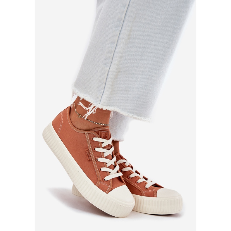 Material de zapatillas para mujeres en la plataforma naranja Big Star RR274778 1