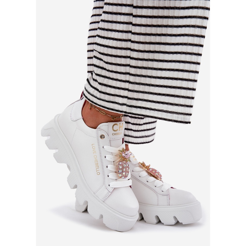 CheBello Zapatillas de deporte de cuero con un broche decorativo Porabello 4651 White blanco 1