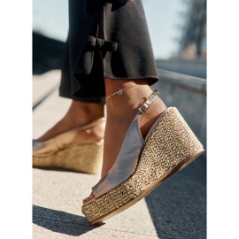 Sandalias de cuero para mujeres con cuña con Laura Messi Braid 2789 Zlotys dorado 9