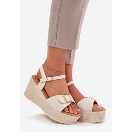 Inna Sandalias para mujeres para cuña con un beige de hebilla 6