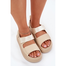Inna Sandalias para mujeres en la plataforma con velcro beige 5