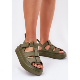 Inna Sandalias para mujeres en la plataforma verde 2 Inna Sandalias para mujeres en la plataforma verde 2