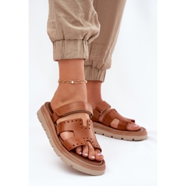 Flip de cuero natural para mujeres en la plataforma Zazoo 40440 Brown marrón 2