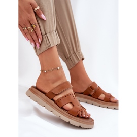 Flip de cuero natural para mujeres en la plataforma Zazoo 40440 Brown marrón 7