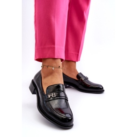 Vinceza Mocasines negros barnizados para mujeres con un adorno 1