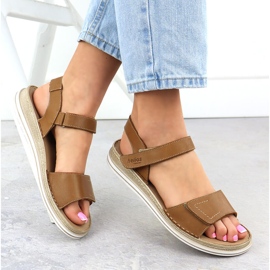 Sandalias de cuero para mujeres para velcro marrón Helios 155 4