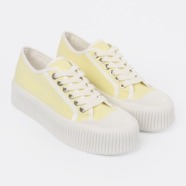 Shelvt Zapatillas de zapatillas amarillas en una suela gruesa amarillo 2