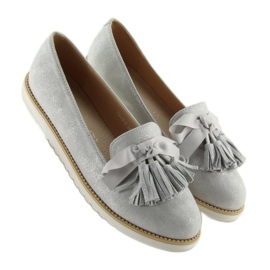 Mocasines mujer grises y grises con flecos 3