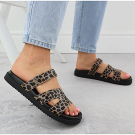 Vinceza Zapatillas para mujeres en leopardo impresión beige vincza 17401 5