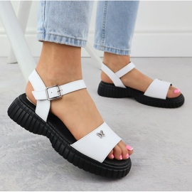 Sandalias de cuero para mujeres en una suela gruesa con un Filippo blanco de mariposa DS6811 5