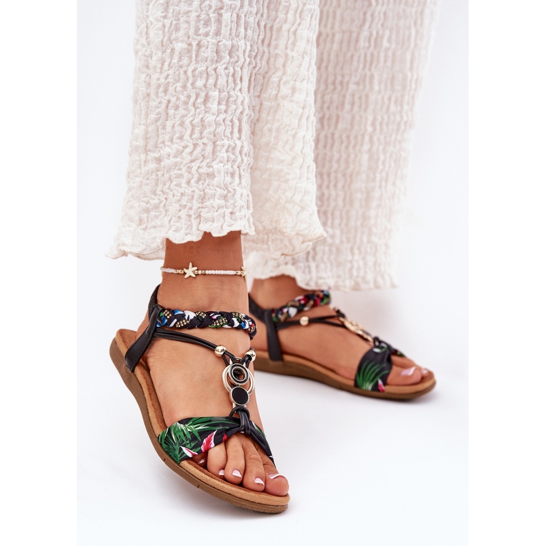 Sandalias de mujeres planas con cinturón trenzado y decoración Artiker 56C1318 Negro 2