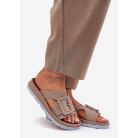 Flip fragantes chanclas para mujeres con una hebilla decorativa Zaxy RR285076 beige 1