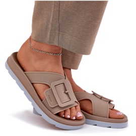 Flip fragantes chanclas para mujeres con una hebilla decorativa Zaxy RR285076 beige 9