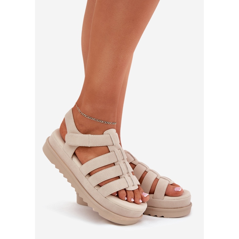 Inna Sandalias de mujeres en la plataforma Eco Suede beige 1