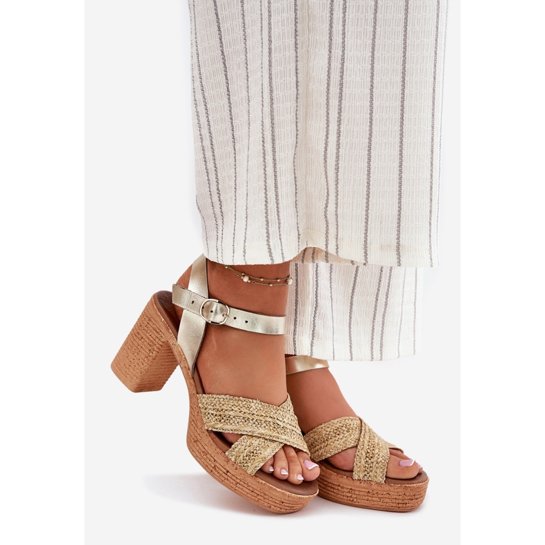 Sandalias de cuero en el pilar con trenza en Zazoo 40460 Gold Stripes dorado 1