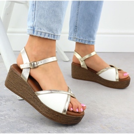S.Barski Sandalias de mujeres sobre cuña blanca Złote S. Barski PL51-324 blanco 6