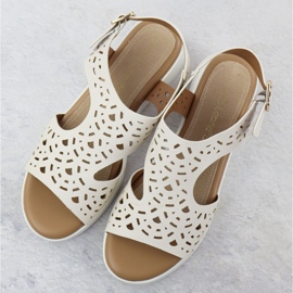 Sandalias para mujeres en cuñas cremosas Sergio Leone SK-850 beige 3