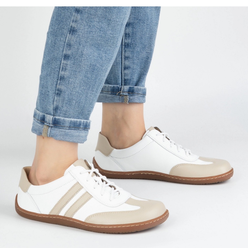Olivier Zapatos de cuero minimalista de mujeres descalzos 1287 blanco con zapatillas beige 1
