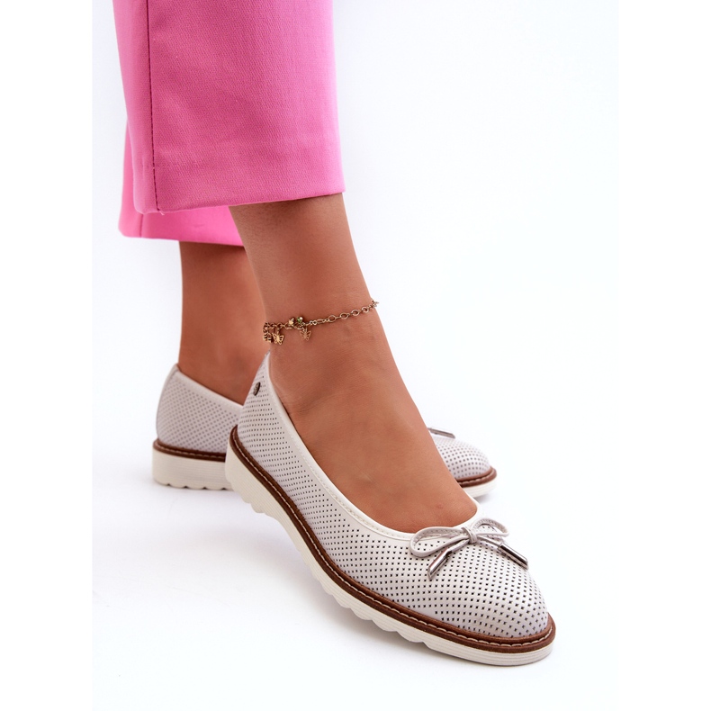 Bailarinas de Mujer Caladas en Piel Natural Maciejka P6509-11 Blanco 3