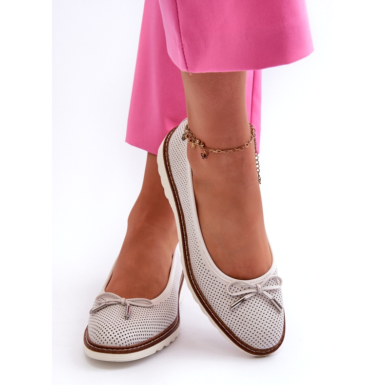 Bailarinas de Mujer Caladas en Piel Natural Maciejka P6509-11 Blanco 4