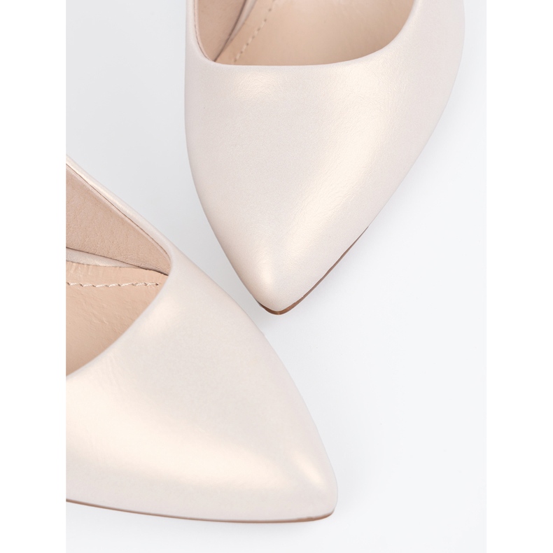 Sergio Leone Bombas beige ligeras clásicas 1 Sergio Leone Bombas beige ligeras clásicas 1