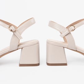 Sandalias beige femeninas Sergio Leone 1 Sandalias beige femeninas Sergio Leone 1