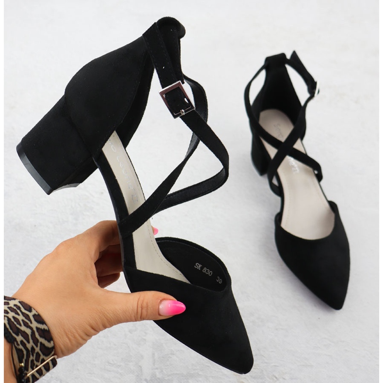 Sandalias femeninas en la publicación negra Sergio Leone SK-830 negro 1